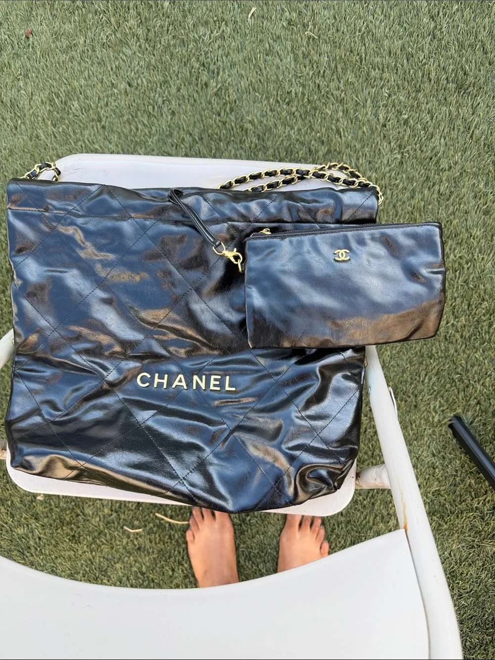 CHANEL soft quilted